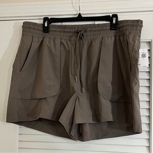 Old Navy NWT Brown/tan Athletic Shorts